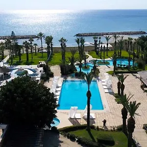 Sandy & - Ex Sentido Larnaca