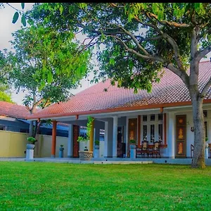  Gasthuis Ace Boutique Airport Sri Lanka