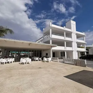 L'eros , Ayía Nápa Chypre